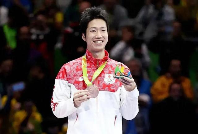 关于波兰乒乓球队绝杀德国乒乓球队，水谷隼惊艳世界的信息