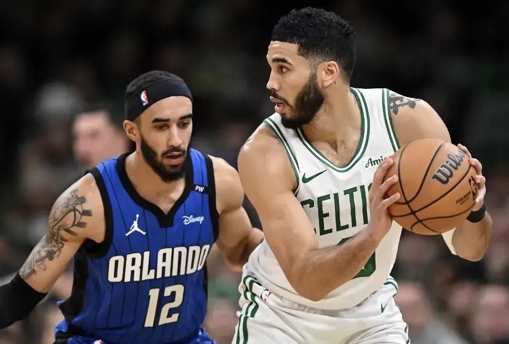 德国男篮横扫猛龙，波尔津吉斯惊艳世界