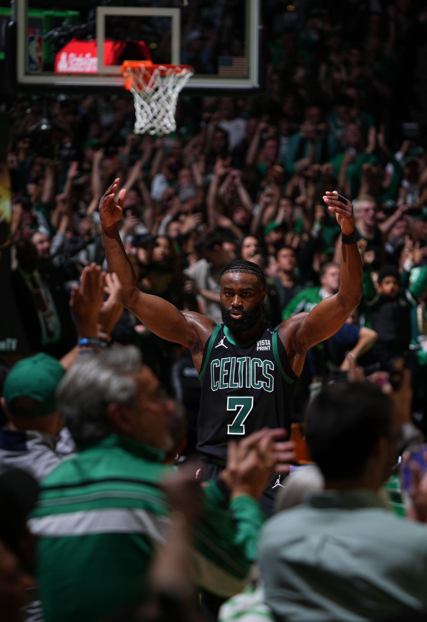 独行侠鏖战掘金，塔图姆刷新纪录