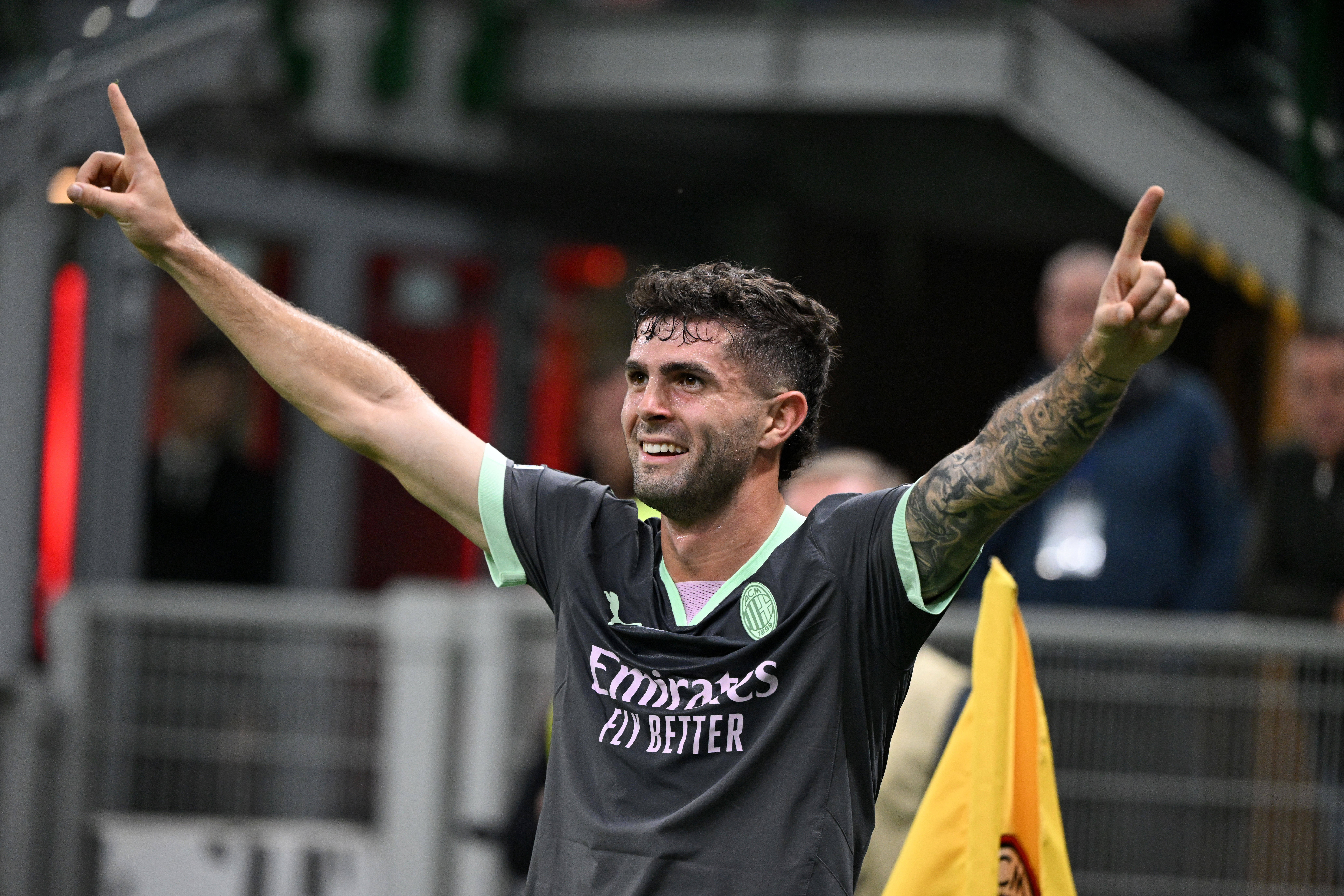 包含AC米兰主场告捷，继续保持领先的词条