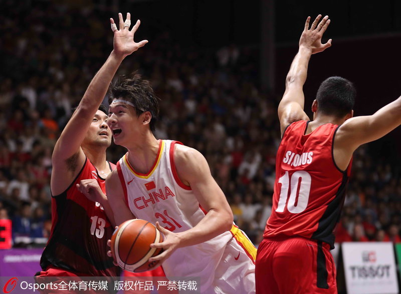 包含上海男篮大胜，积分榜排名节节攀升的词条