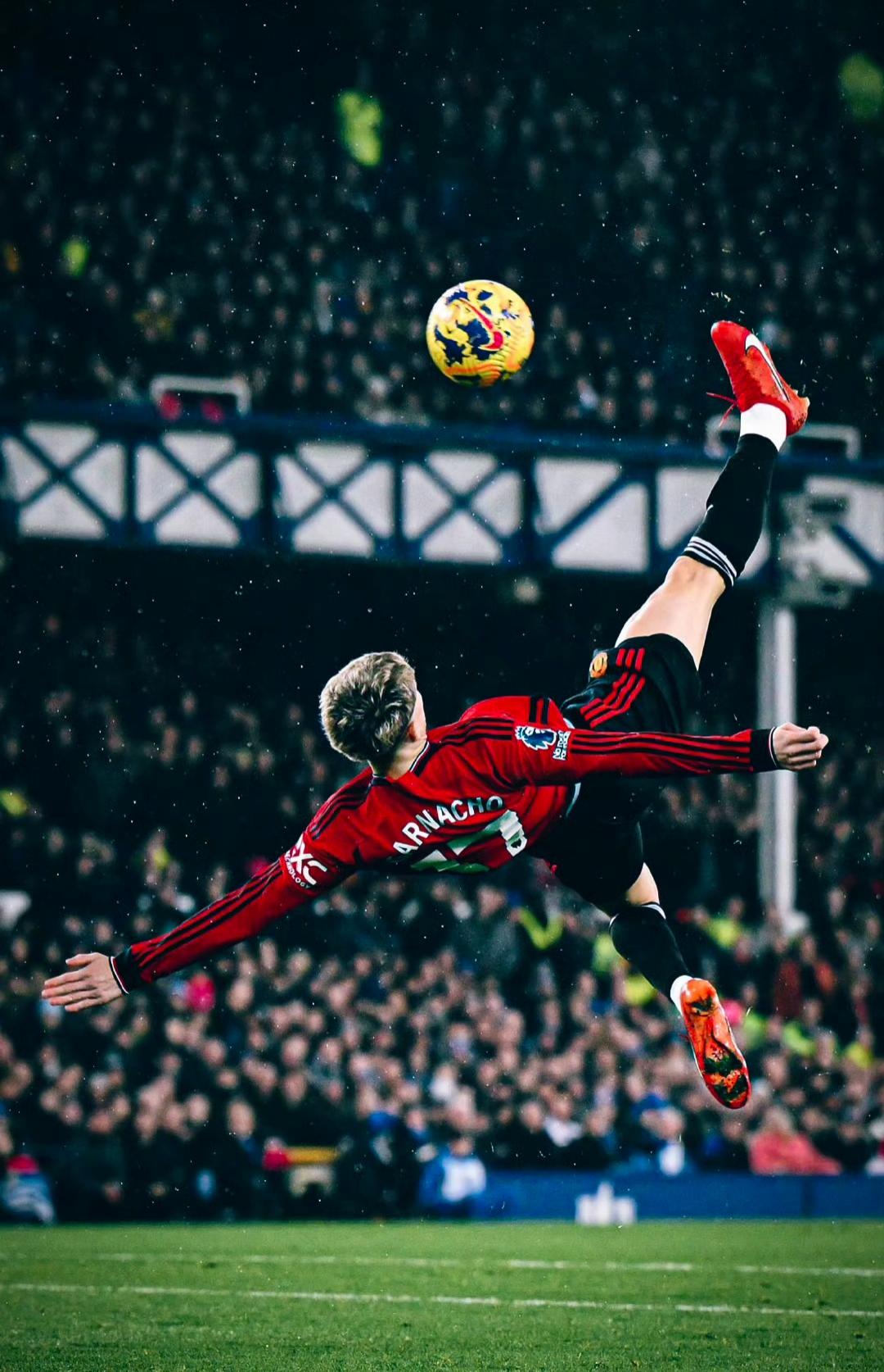 球队实力擦出火花,展现出色表现 球队实力擦出火花,展现出色表现