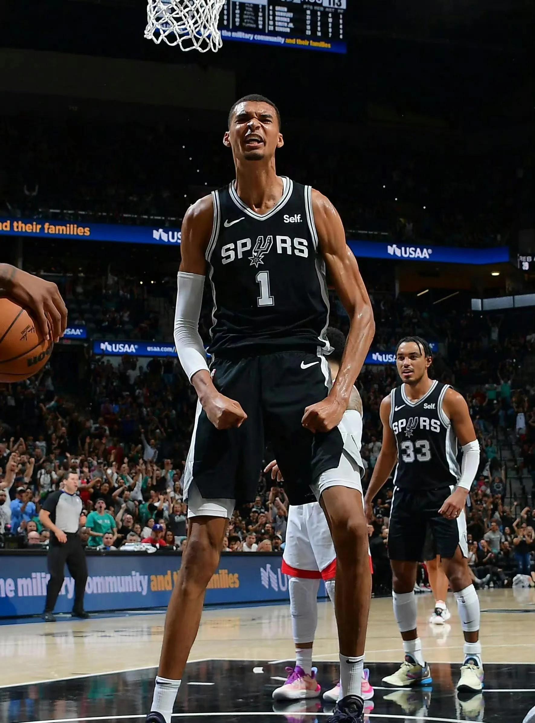 马刺新秀崭露头角，成为新希望