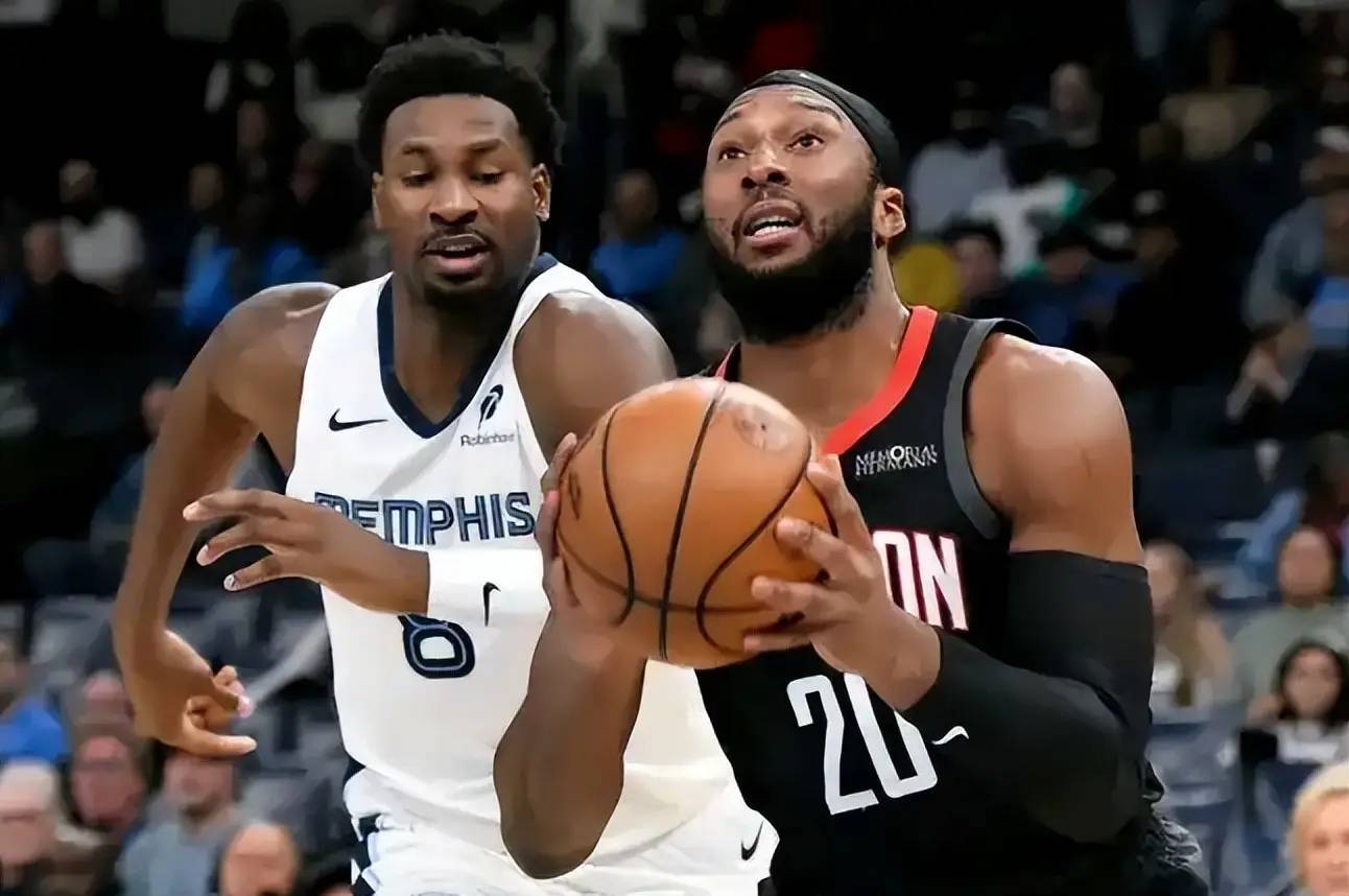 火箭绝杀四川队,恩比德统治全场 火箭绝杀四川队,恩比德统治全场