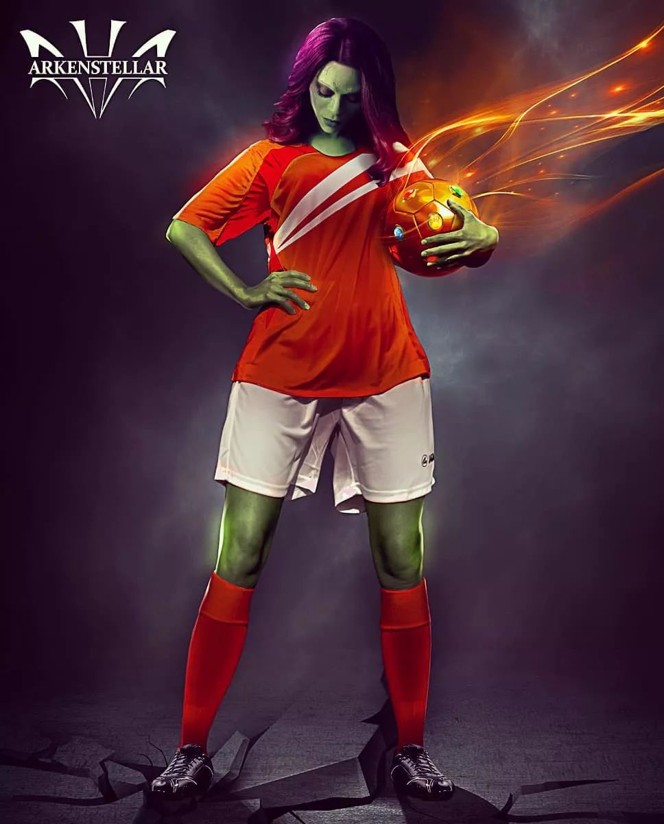 勇士横扫黄蜂，萨姆·米切尔爆发神勇的简单介绍