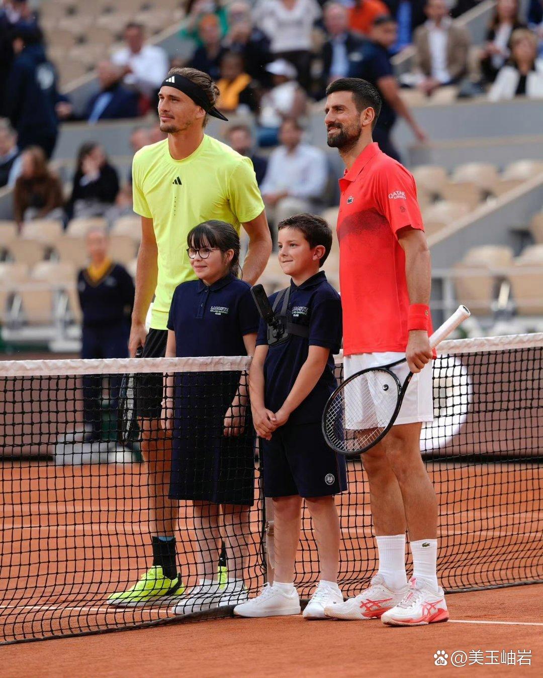 包含美国网球队血洗德国网球队，德约科维奇绝境逆转的词条