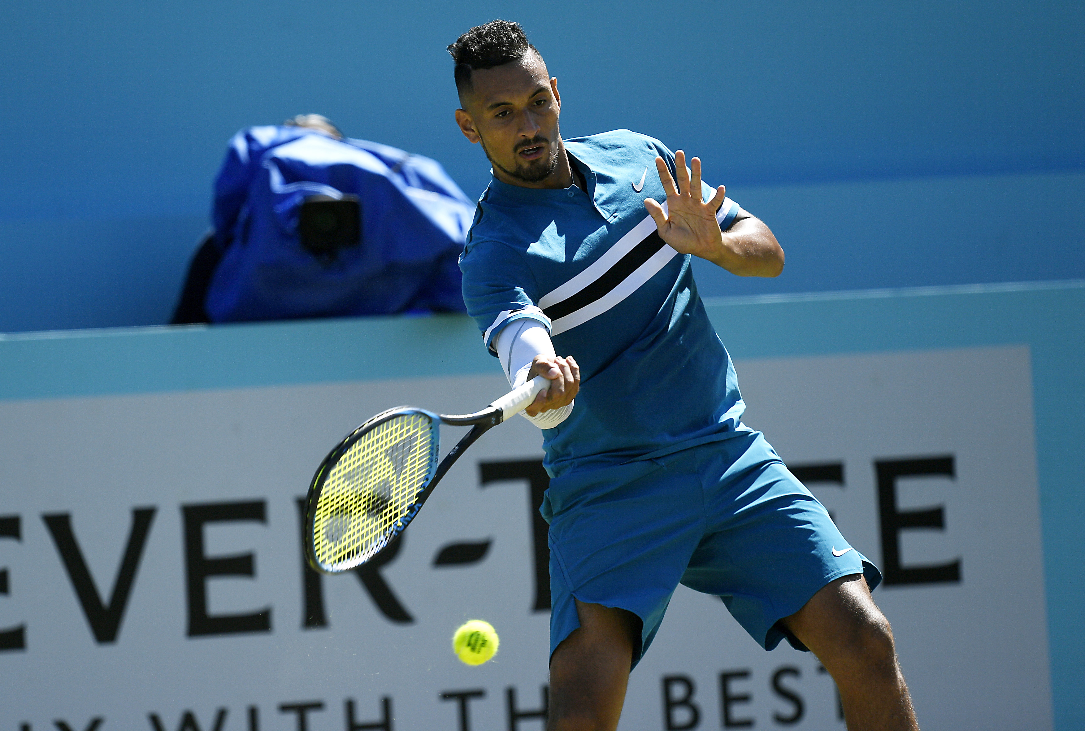 包含澳大利亚网球队力克西班牙网球队，克耶高斯高光表现的词条