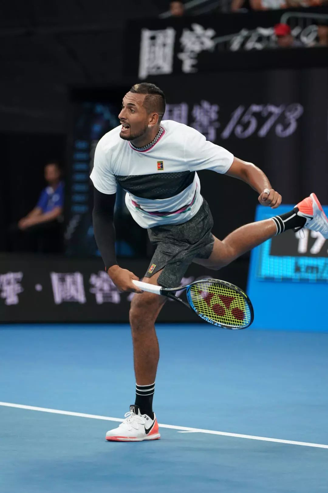 包含澳大利亚网球队力克西班牙网球队，克耶高斯高光表现的词条