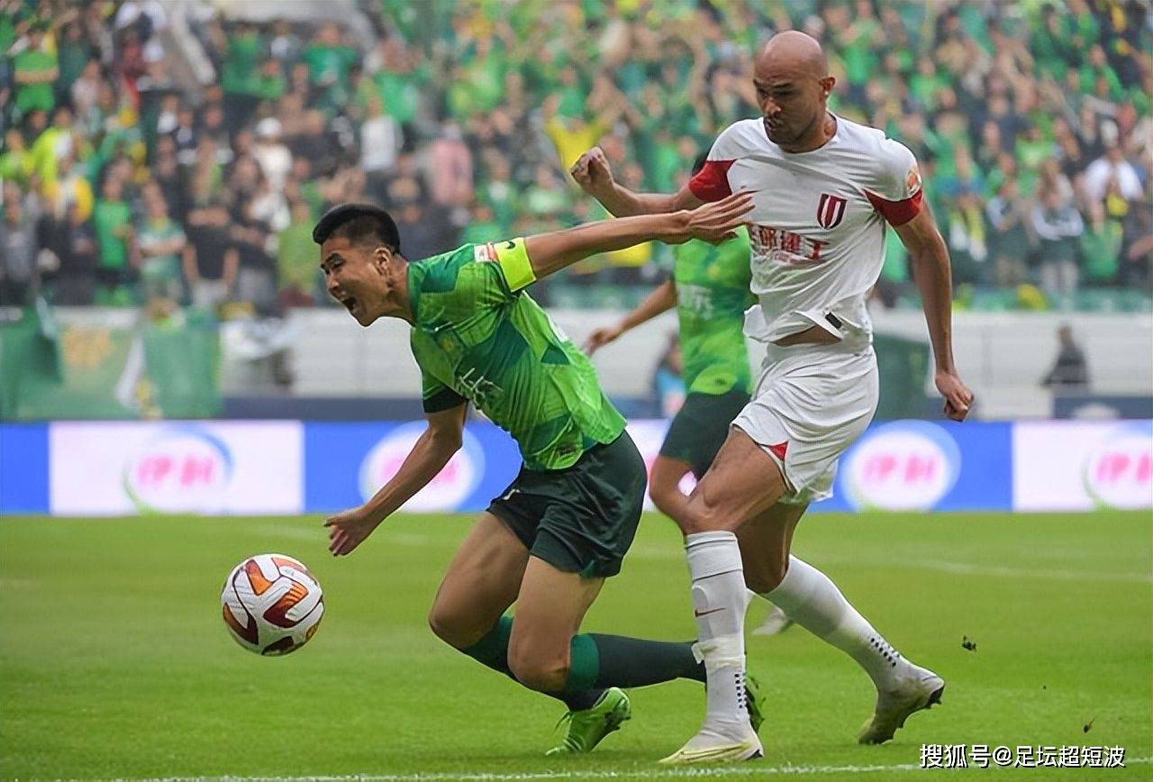 帕多瓦主场告负,保级形势艰难 帕多瓦主场告负,保级形势艰难