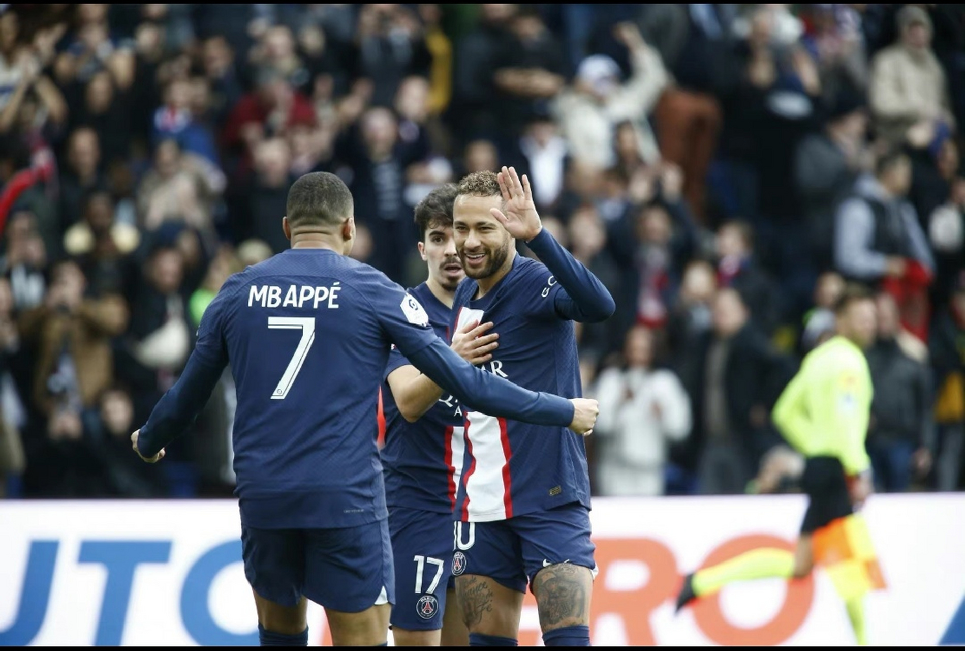 关于法国鏖战土耳其,内马尔三分雨点燃全场的信息 关于法国鏖战土耳其,内马尔三分雨点燃全场的信息