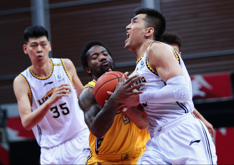 关于尼姆与阿雅克肖的对决引发球迷热议的信息 关于尼姆与阿雅克肖的对决引发球迷热议的信息