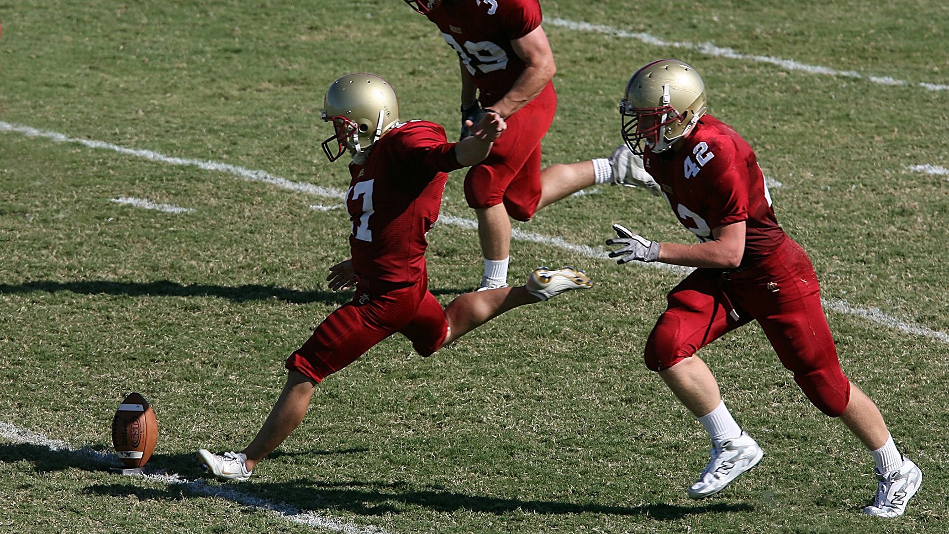 绿茵场上的意外对决,当中国红遇上高卢雄鸡,内马尔穿越而来的完美演出