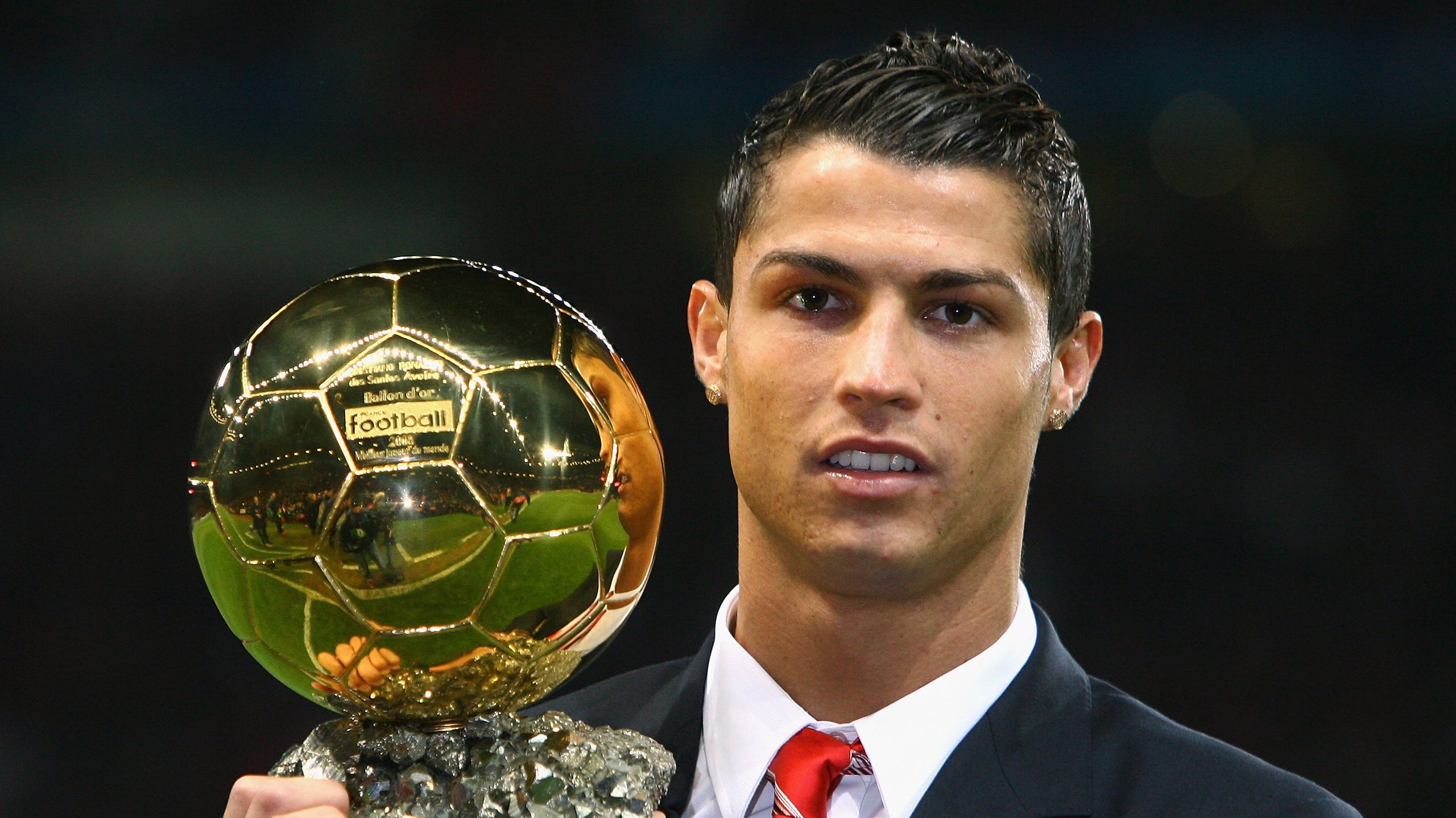 金玟哉一夫当关，埃及对阵里昂见证亚洲巨星崛起