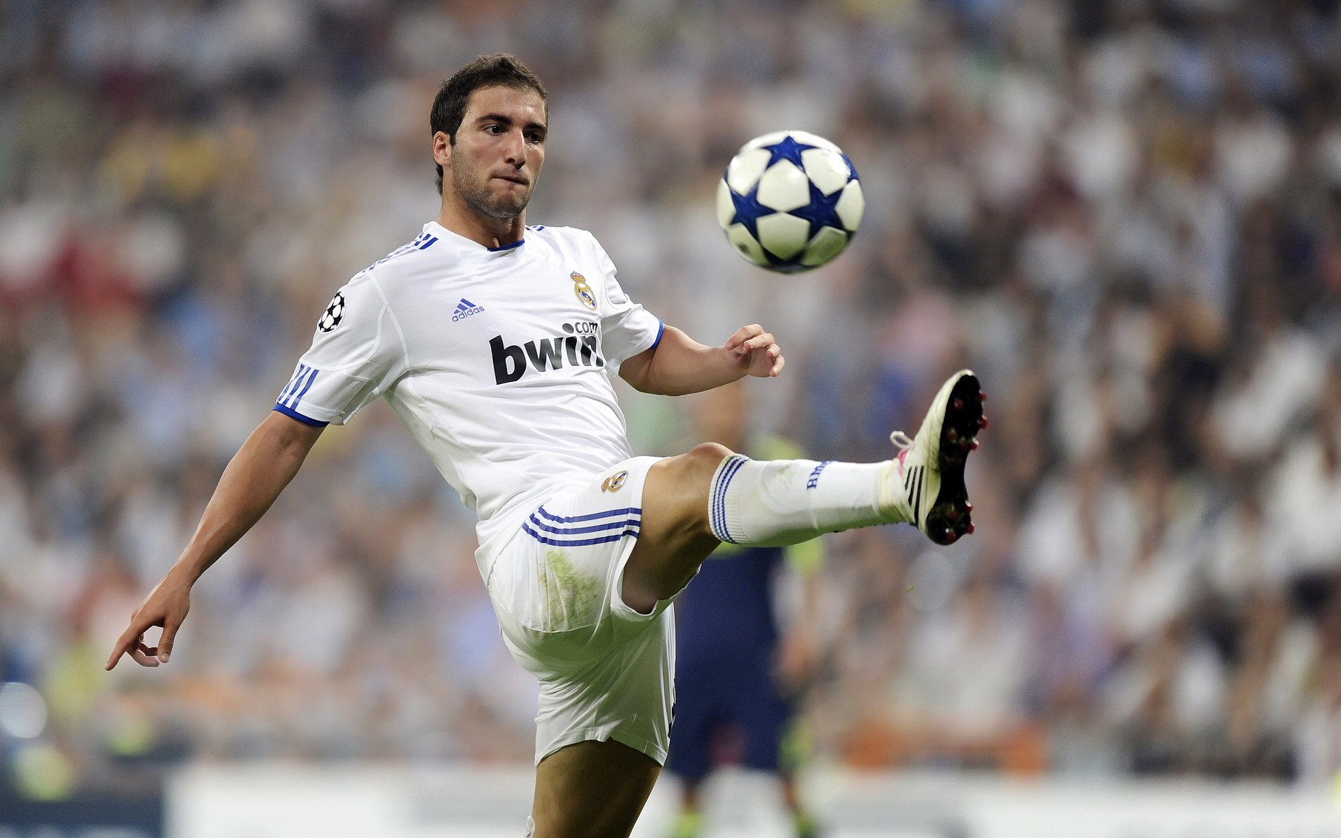 索伯奇袭，诺里斯加冕，一场颠覆F1宇宙的不可能胜利